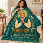 Abuelo, tu oración
nos sostiene blanket, wrapped around a reader