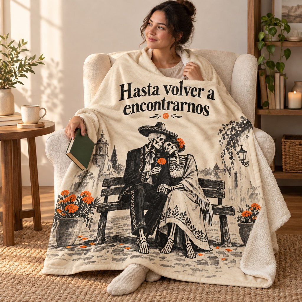 Hasta Volver a Encontrarnos blanket, wrapped around a reader