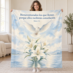 Bienaventurados los que lloran:
porque ellos recibirán consolación blanket, held open