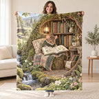 Wildflower Mouse blanket, held open