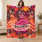 Bailamos por Ti blanket, held open